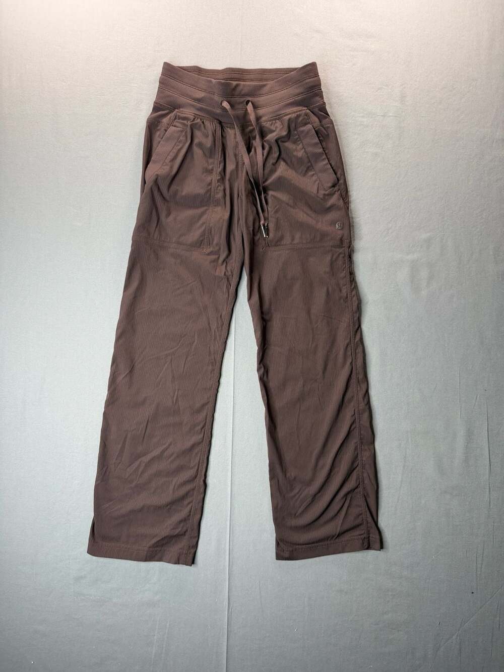 Lululemon Women's Size 0 Brown Dance Studio Mid-Rise Straight Leg Pants